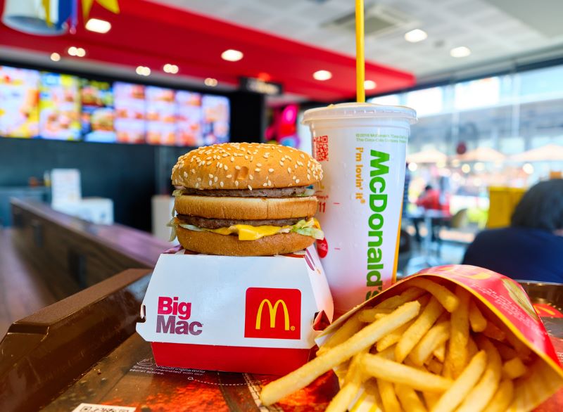 McDonald’s eve teslimatlı sanal restoranlar açarak Metaverse’e girdi